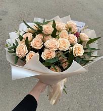 Букет Кремовые розы Латте в Яранске