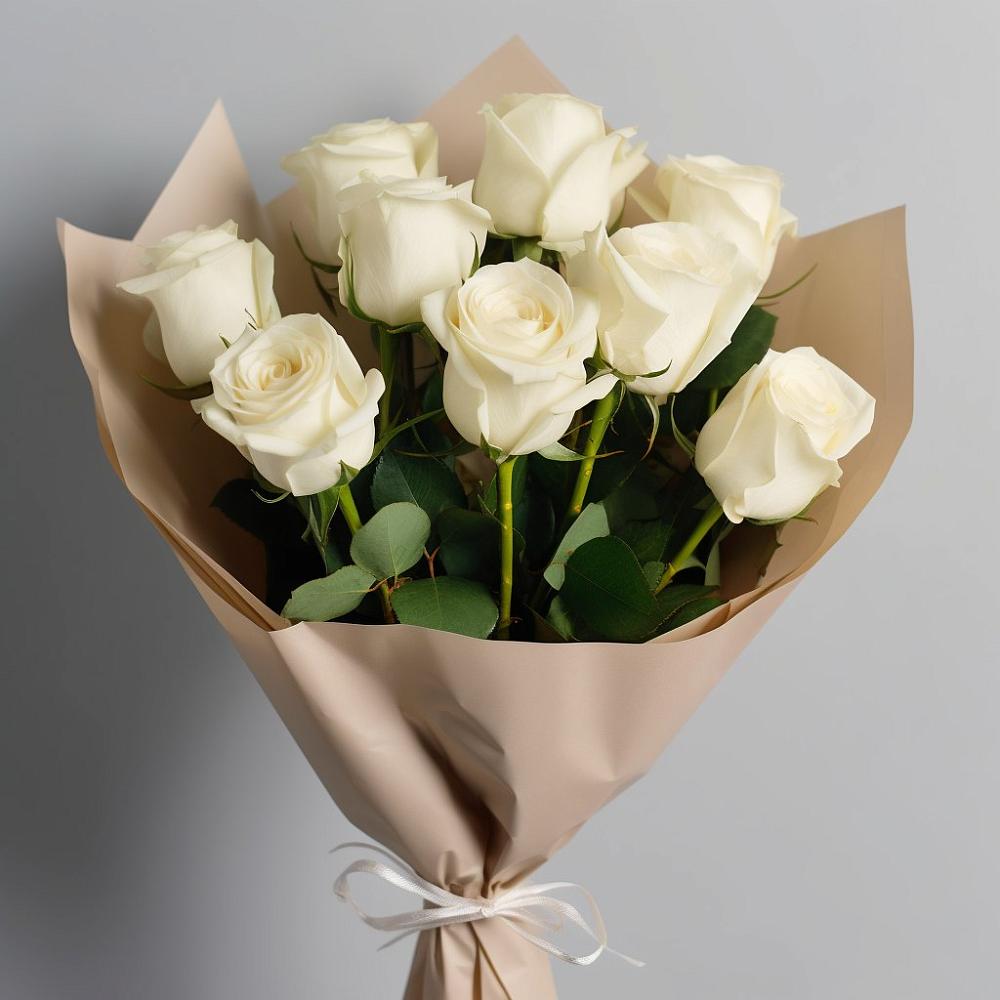 Букет 9 Белых роз Эдлесс Лав в Яранске