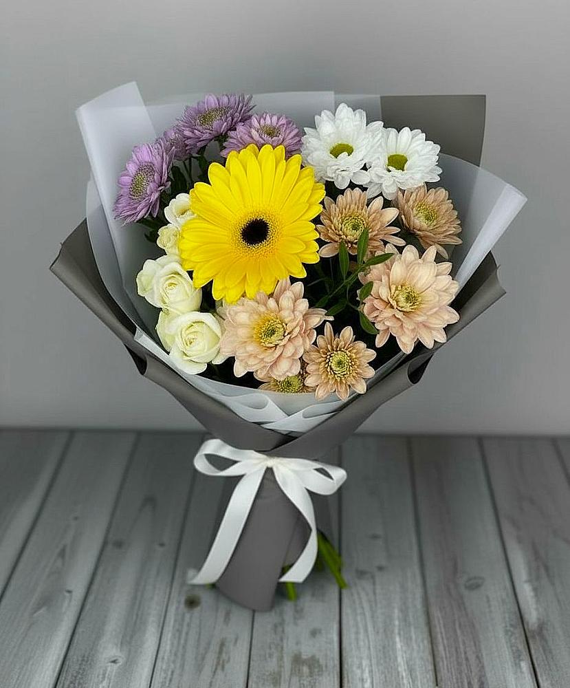 Букет цветов из: Розы, Герберы и Хризантемы в Яранске