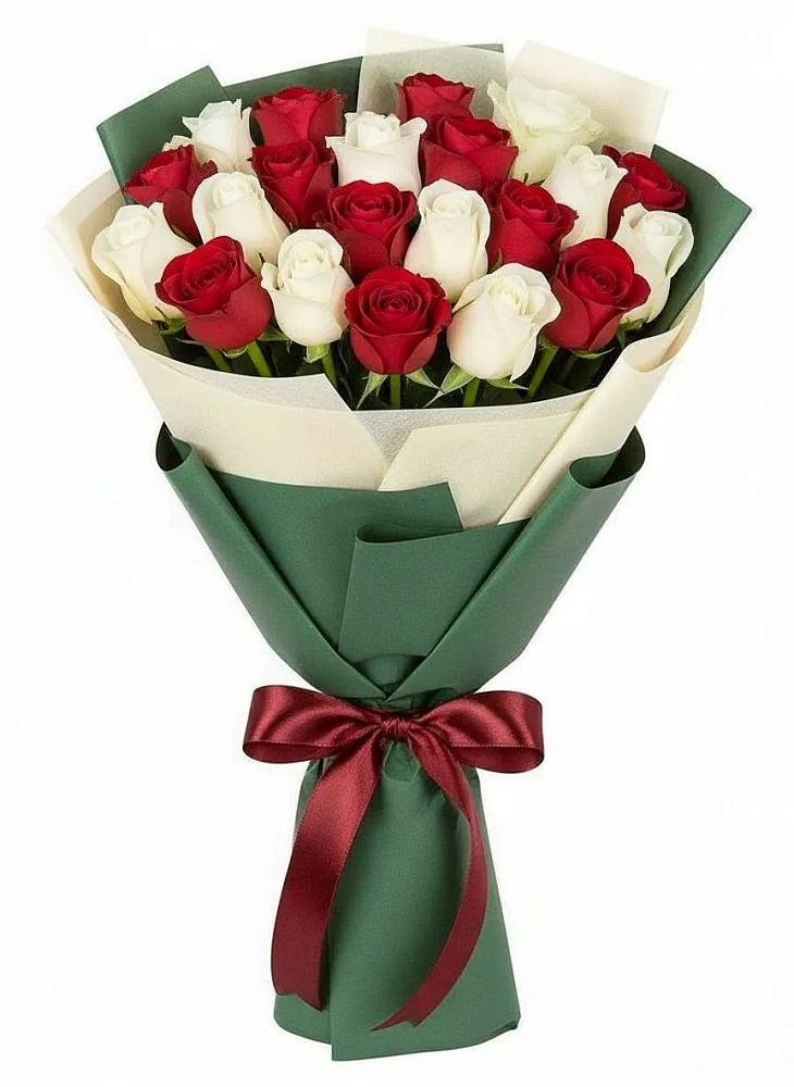 Букет Микс из красных и белых роз в Яранске